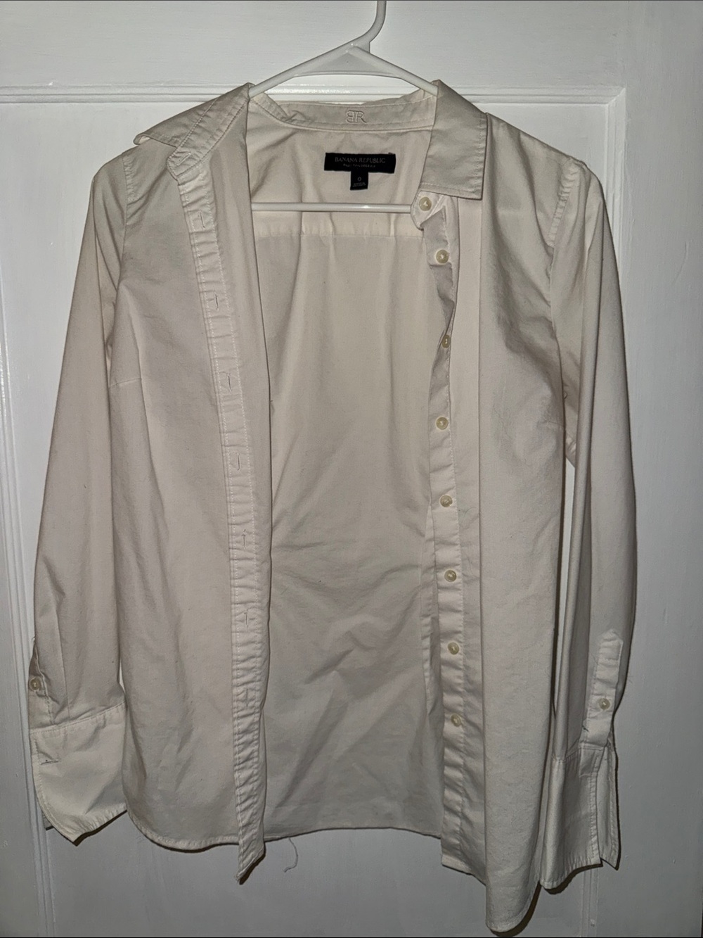 Banana Republic Men's Off-White Button-Up Dress Shirt